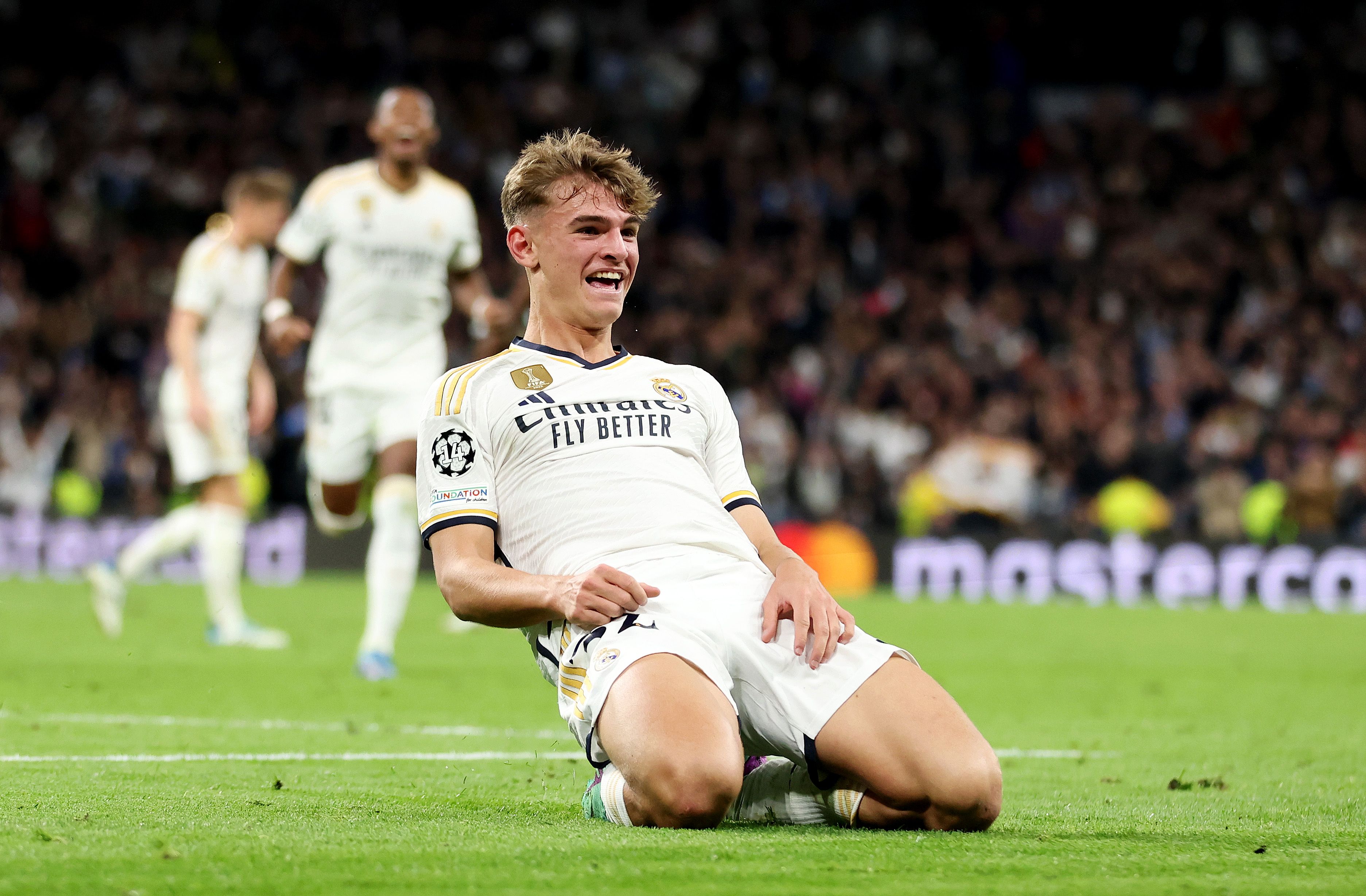هل يفرّط ريال مدريد في نيكو باز؟ بند الشراء ينتهي اليوم!